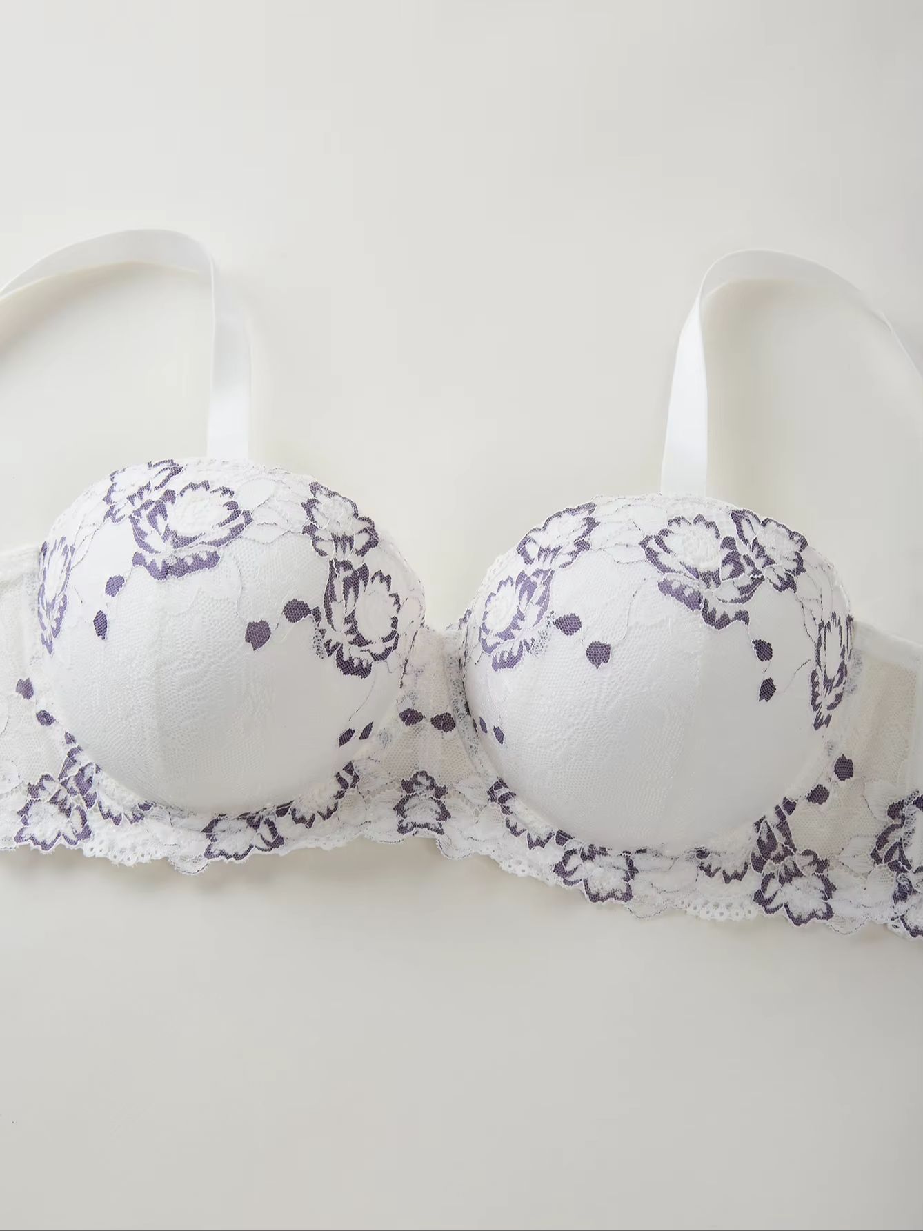 Reggiseno Plus Size in Pizzo e - Plunge Bra Push Up recensione e prezzo
